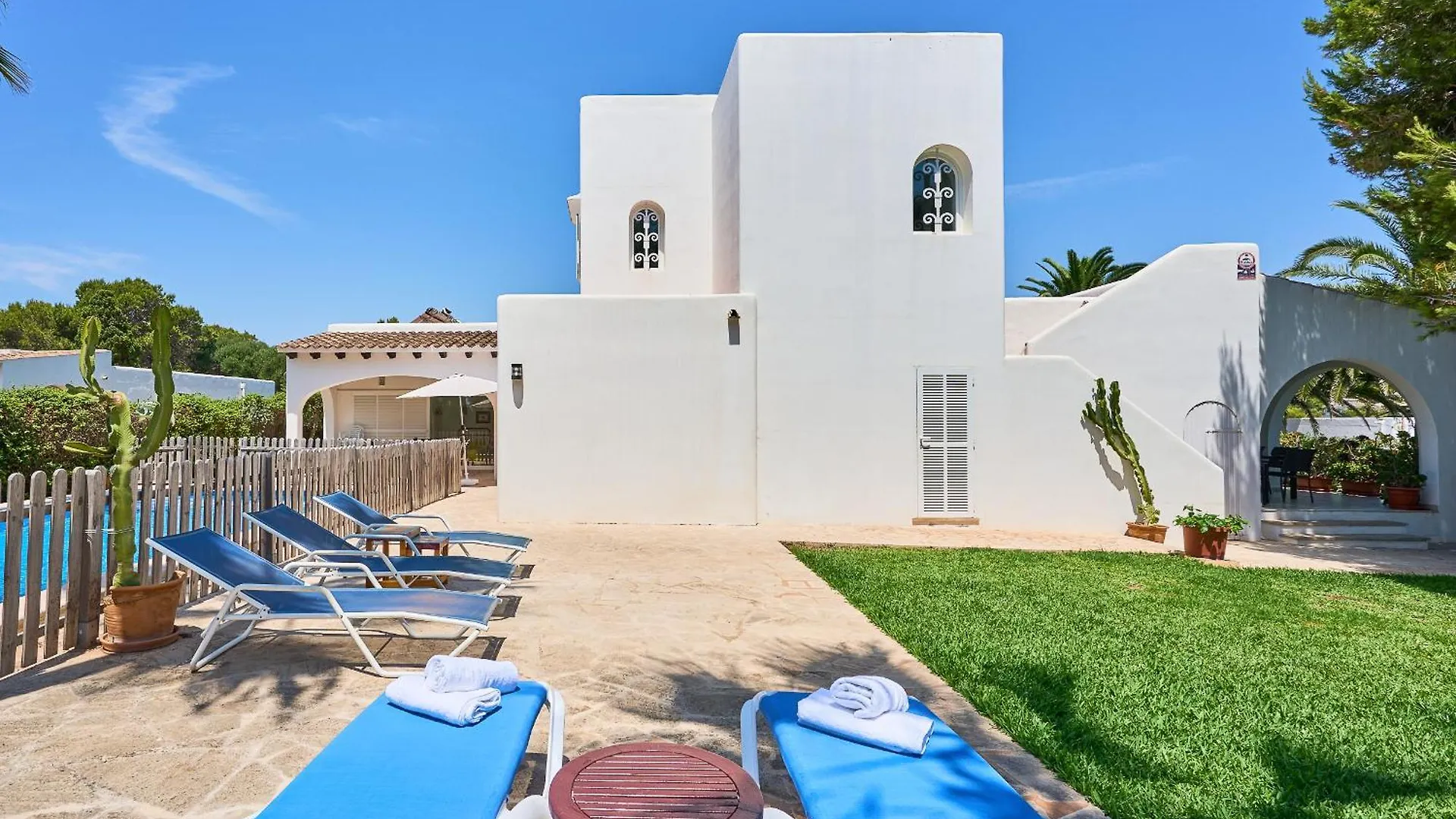 Acebuche Villa Cala d'Or  Spain